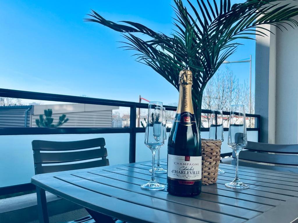 Charbonnier 6 Personnes Avec Terrasse Et Parking