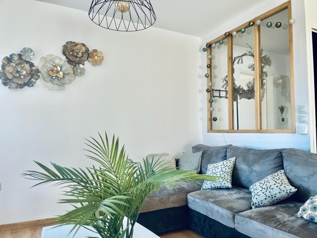 Charbonnier 6 Personnes Avec Terrasse Et Parking *